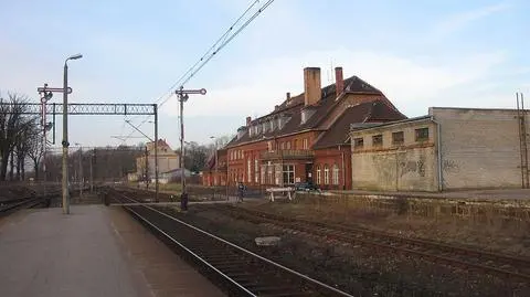 Jechał pociągiem, nie pamiętał, kim jest. Policja już wie