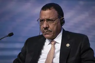 Prezydent Nigru Mohamed Bazoum