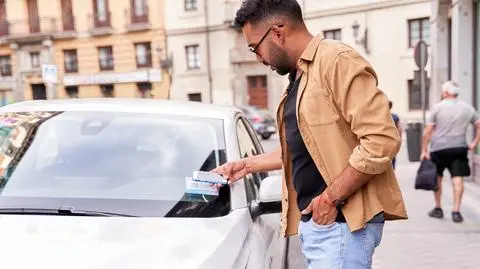 shutterstock_2253969793