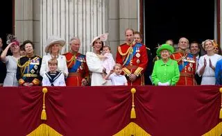 Cambridge'owie cieszą się uznaniem Brytyjczyków
