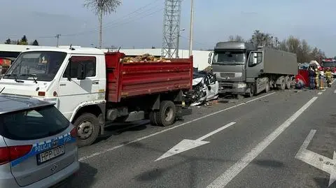 Karambol przed pasami w Ustroniu, jedna osoba nie żyje