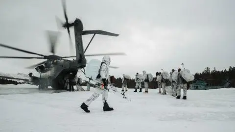 Amerykańska piechota morska szykuje się do ćwiczeń  Cold Response 2022 (Setermoen, Norwegia)