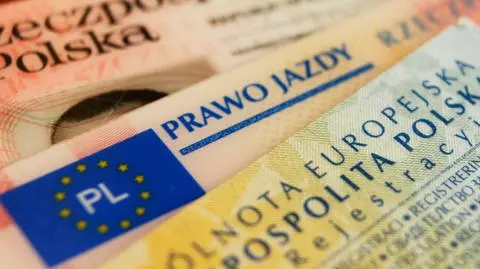 Brat zdał za brata egzamin na prawo jazdy. Wpadli, bo jeden obserwował drugiego na placu manewrowym