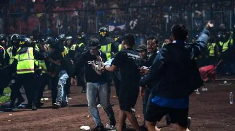 FIFA żąda raportu w sprawie tragedii po meczu. W przyszłym roku w Indonezji mają się odbyć mistrzostwa