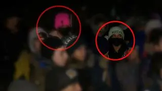 17-letnia Zainab (na zdjęciu po prawej) i jej 13-letnia siostra zostały znalezione cztery miesiące temu w polskim lesie