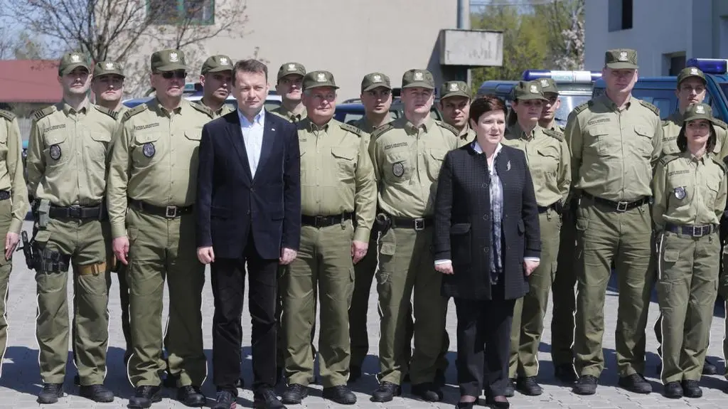 Błaszczak: wczoraj do Macedonii wyjechał kontyngent 30 polskich strażników granicznych