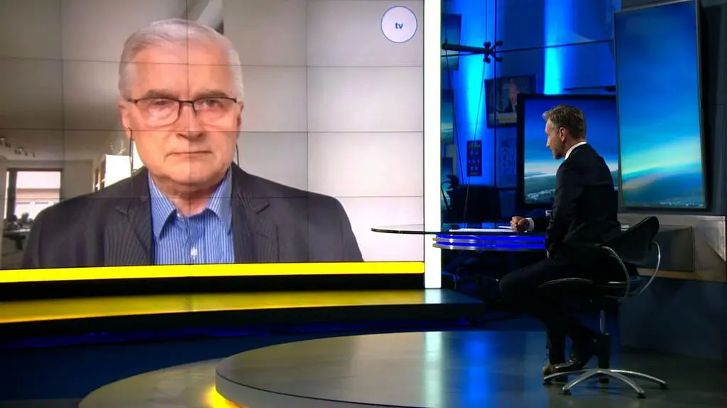Były premier, eurodeputowany Włodzimierz Cimoszewicz w "Faktach po Faktach"