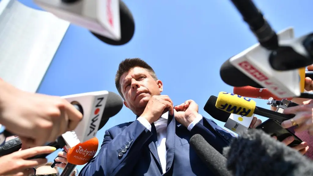 Ryszard Petru odchodzi z Nowoczesnej. Pytania dziennikarzy