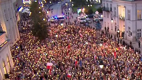 Protest przed Pałacem Prezydenckim