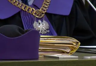 Na organizacji nielegalnych gier hazardowych zarobili miliony. Akt oskarżenia ma ponad 1700 stron 