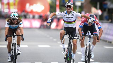 Alaphilippe znów cieszył się przed metą. Tym razem wygrał