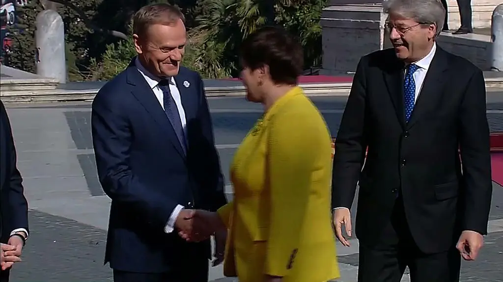 Beata Szydło powitana w Rzymie przez Donalda Tuska