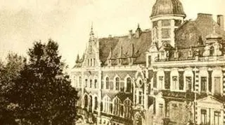 Budynek poczty - Plac Wilhelma / al