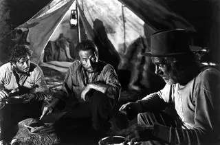 Tim Holt, Humphrey Bogart i Walter Huston w filmie "Skarb Sierra Madre"