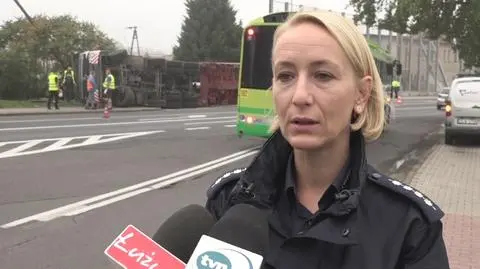 Policja o zdarzeniu na drodze wjazdowej do Bolesławca