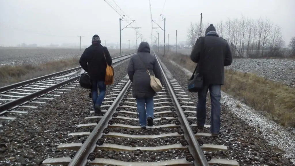 Zdenerwowani pasażerowie wracają do Żmigrodu