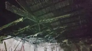 Wnętrze spalonego sklepu