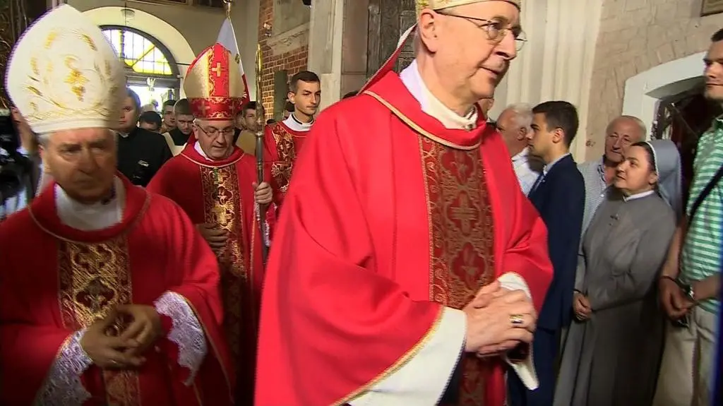 Polscy biskupi w walce z pedofilią