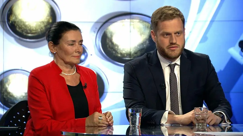 Jak poprawić sytuację w ochronie zdrowia? Cieszyński: zachęty do pozostania w Polsce w postaci dodatkowych środków dla rezydentów