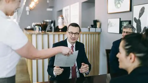 Premier w restauracji