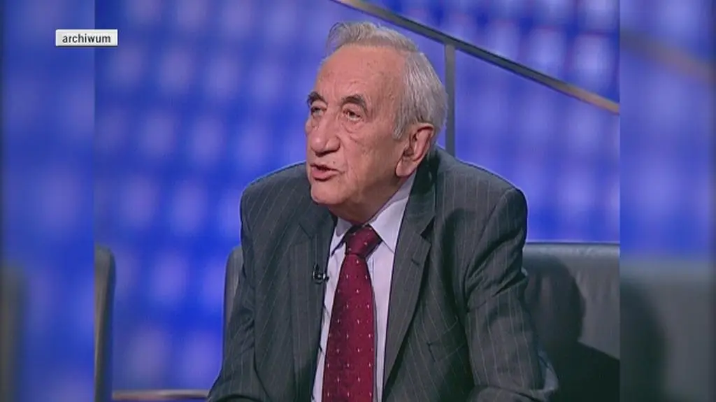 Tadeusz Mazowiecki: to w końcu SB obaliło komunizm?