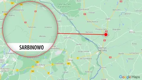 Samochód uderzył w bok autobusu. Jedna osoba nie żyje, cztery ranne 