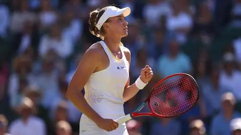 Halep nie zostanie królową Wimbledonu. Życiowy sukces Kazaszki