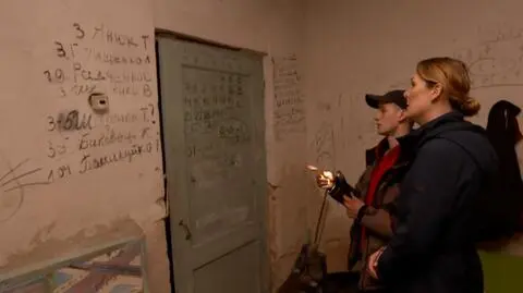 "Próbujemy żyć dalej, ale nie da się zapomnieć". Rok wojny oczami bohaterów materiałów "Faktów" TVN