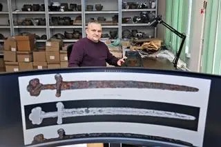 Miecz znaleziony w Wiśle we Włocławku jest datowany na X wiek