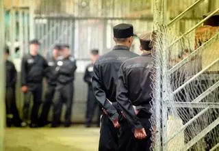 Odrzucał skargi Nawalnego, dostał awans. Dekret Putina