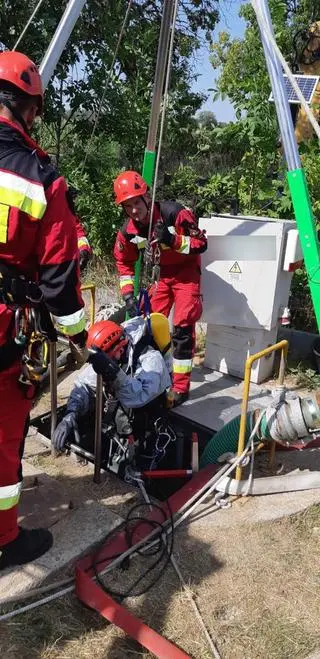Jednemu z mężczyzn udało się przywrócić funkcje życiowe 