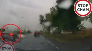 Nieoznakowany radiowóz w akcji