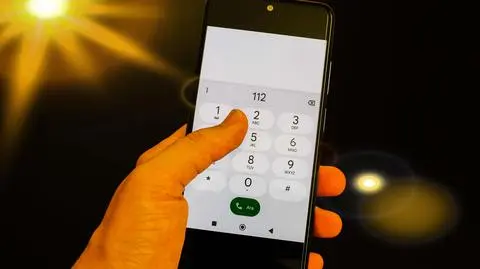 telefon alarmowy 112 shutterstock_2304774857