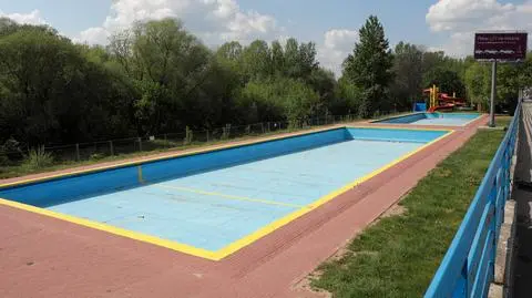 Teren dawnych basenów przy Wale Miedzeszyńskim (zdjęcie z 2019r.)