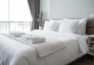 Mieli zawyżać ceny noclegów. Jest pozew