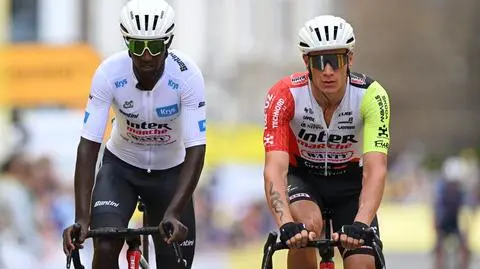 "Przeszliśmy przez piekło". Peleton grzmi po kraksach na Tour de France 