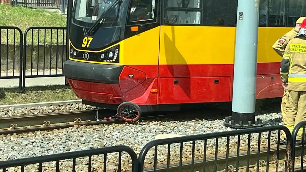 Siedmiolatek wjechał rowerem pod tramwaj