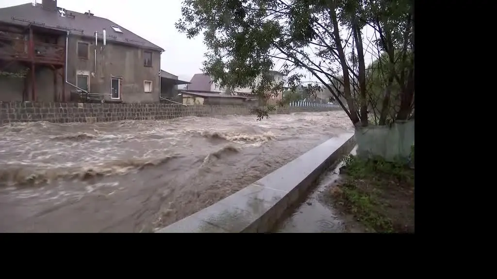 1409N083V LADEK ZDROJ