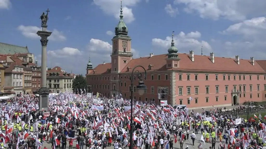 Protest na Placu Zamkowym