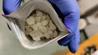 Policjanci zabezpieczyli blisko 100 gramów metamfetaminy.