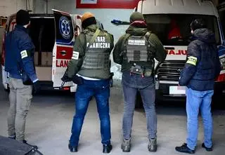 "W środku nie było sprzętów medycznych, tylko nielegalne papierosy"