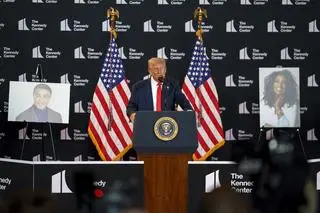Donald Trump wręczy nagrody Kennedy Center
