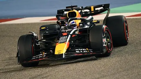 Verstappen poza zasięgiem na inaugurację. Prowadził od startu do mety