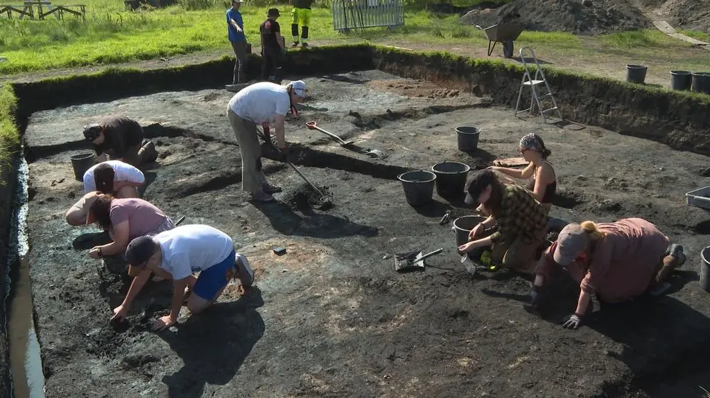 Wykopaliska archeologiczne w Wolinie