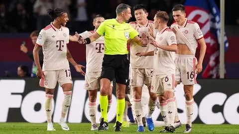 Lewandowski trafił, Bayern protestował. Kontrowersja przy golu