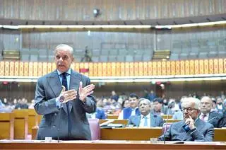 Prezydent i dowódca armii Pakistanu z dożywotnim immunitetem