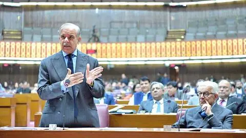 Prezydent i dowódca armii Pakistanu z dożywotnim immunitetem