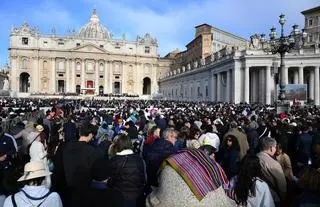 St. Square Piotr. Pope Francis funeral mass