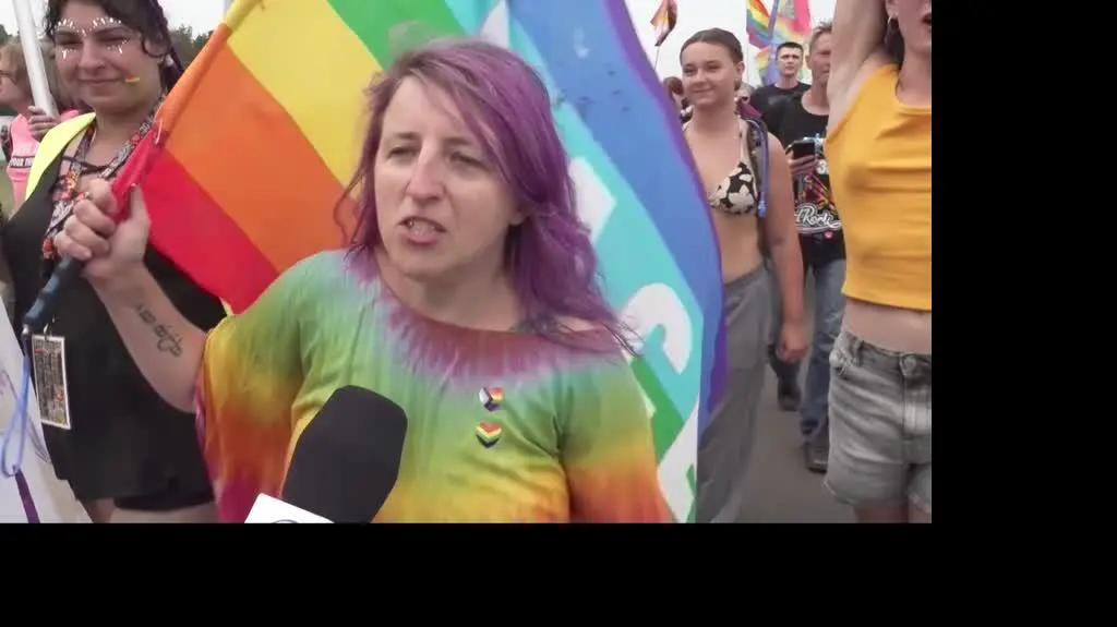 100 Monika 'Pacyfka' Tichy, Lambda Polska