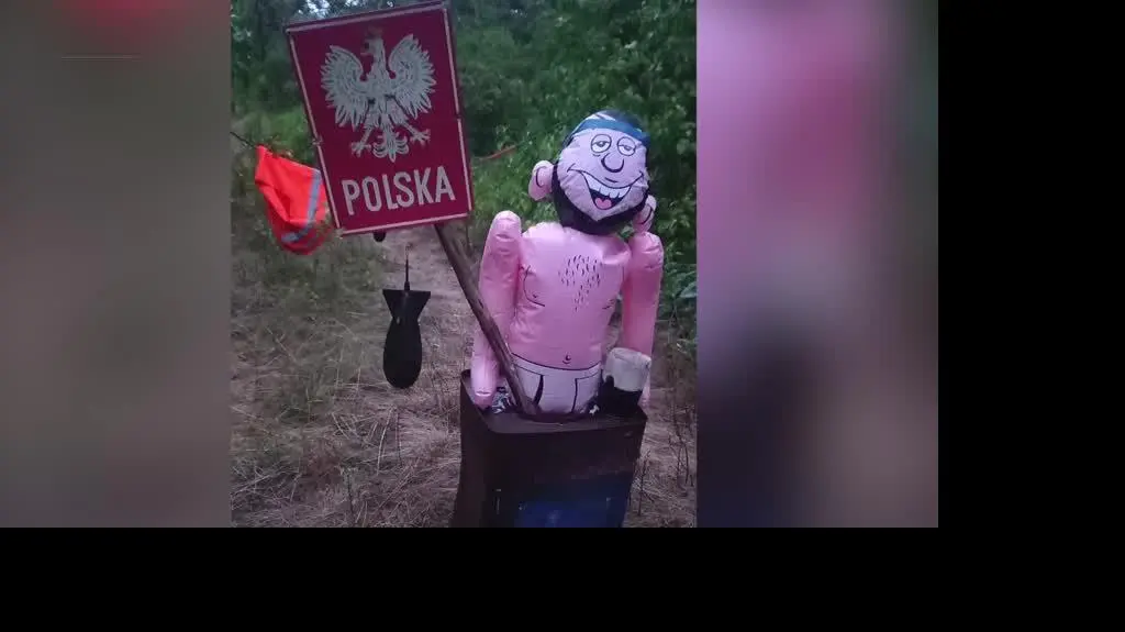Zdjęcia kukły pokazali pogranicznicy